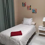 Centrico Y Luminoso Con 2 Dormitorios. A/C + Wifi